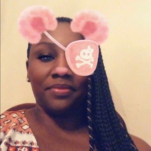 Meet your Posher, Rebecca